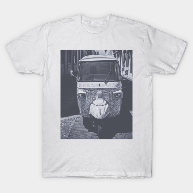 tuk black and white